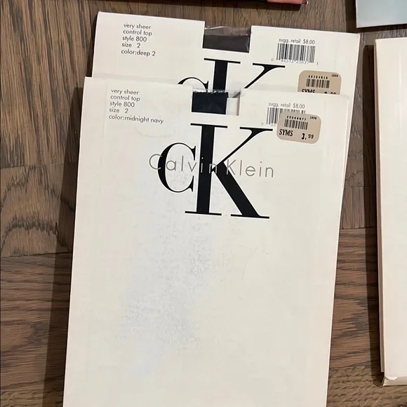 Extensive panty hose Collection in Black, White, and Beige and other colors - Picture 9 of 10